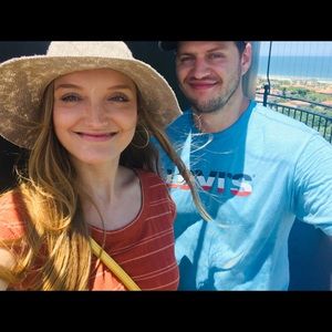 Meet your Posher, Kara